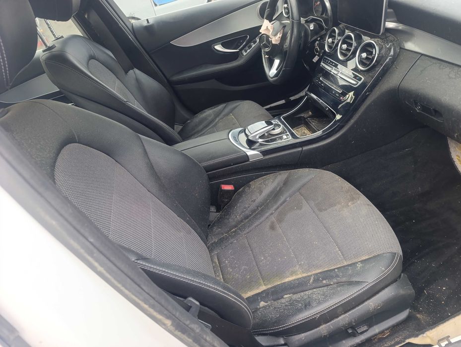 Мерцедес Ц220 /  Mercedes-Benz C 220D 4matic - на части