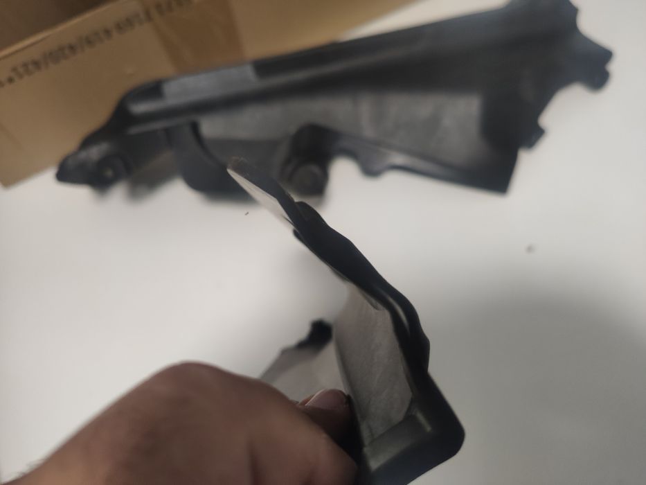 Кори над двигателя/Кора Панели БМВ Е70 Е71 BMW E70 X5 X6 чистачки под