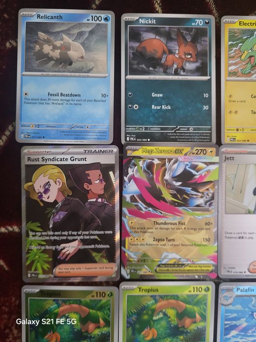 Carti pokemon colectie