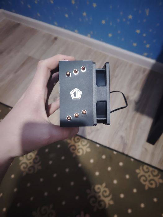 Куллер id cooling