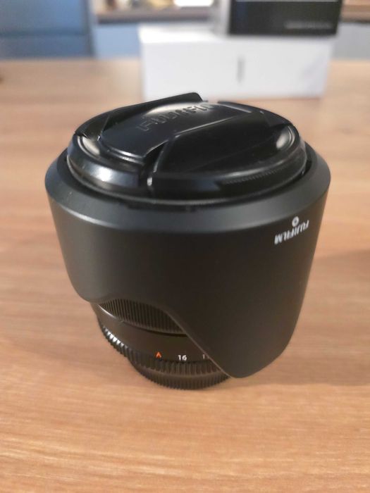 Obiectiv Fujifilm Fujinon XF 23mm f/1.4 R în stare impecabilă
