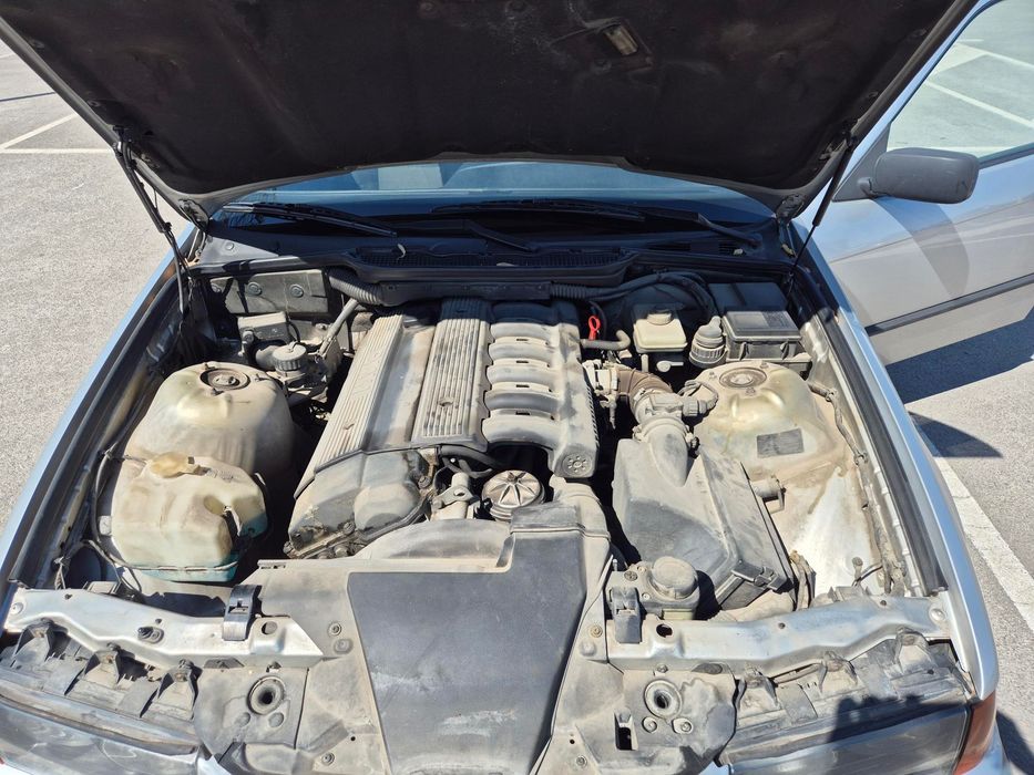 BMW E36 320i M50B20 бензин 1992г.