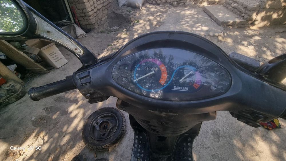 Скутер сотилади даелим