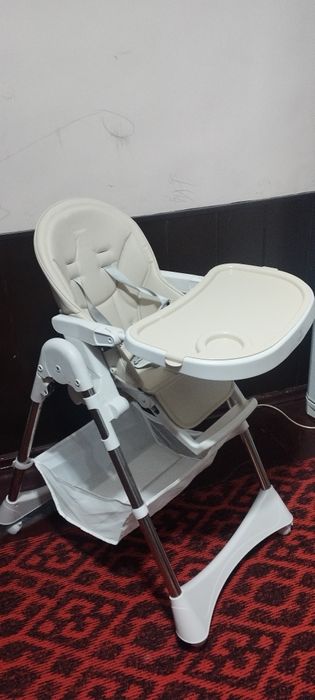 Детский стульчик для кормления TOMMY