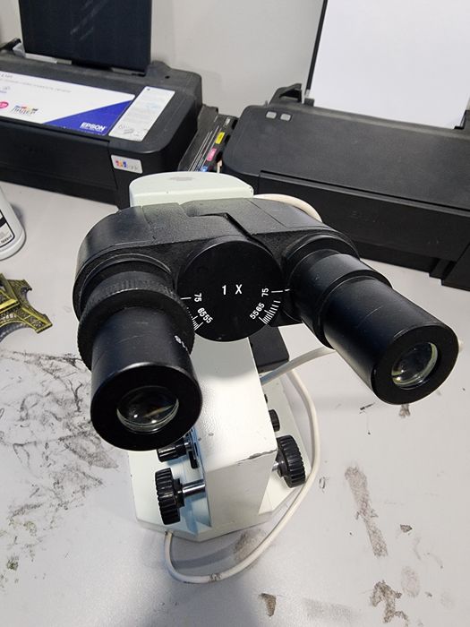 Mikroskop sotiladi Микроскоп на продажу