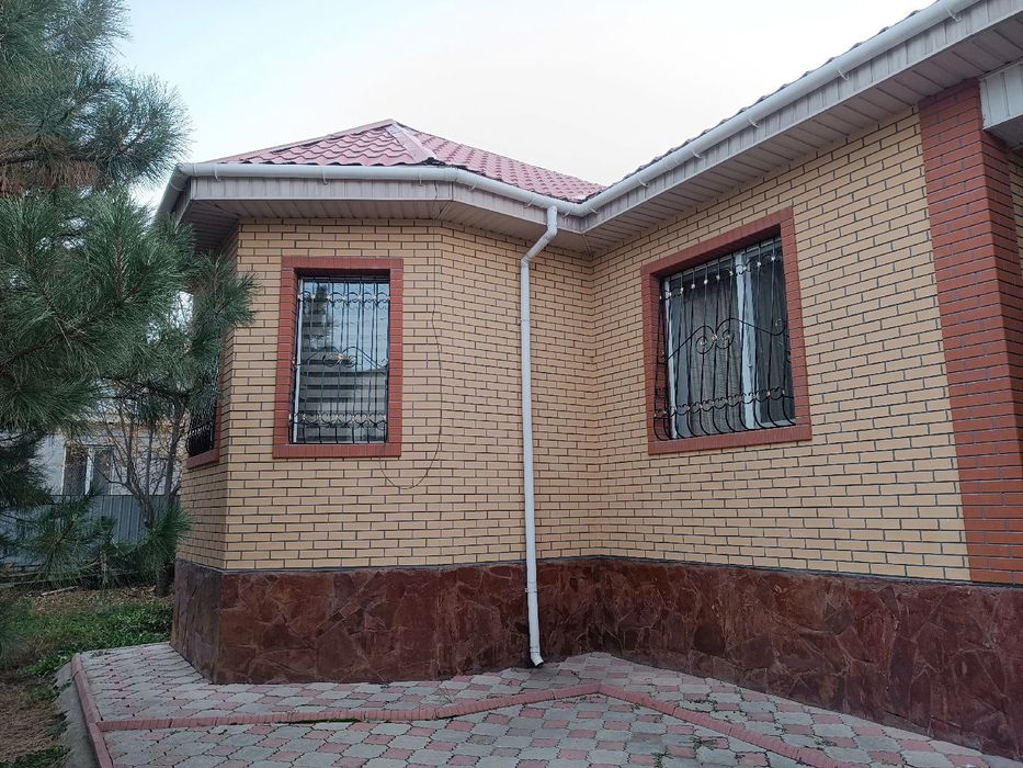 Решетки на окна  Ир