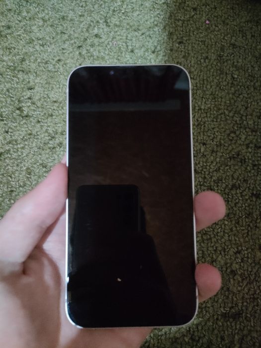 iPhone 13   128гб