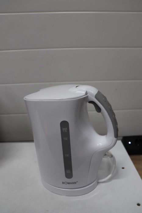 Кана Bomann 1.7 л с автоматично и ръчно изключване, 2200W