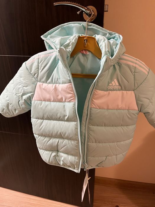 Пролетно есенно яке Адидас