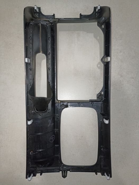 Центральный консоль Камри 35 Американец