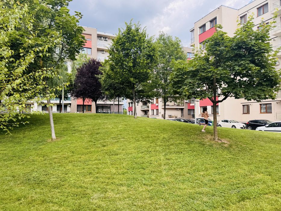Inchiriere apartament 3 camere Cartierul Solar