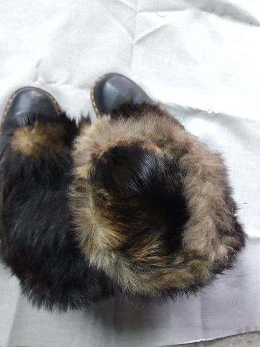 Продам унты новые.