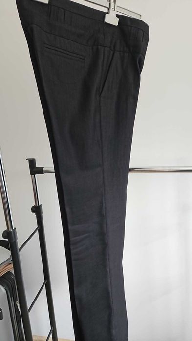 Pantaloni eleganți dama – Silhouette