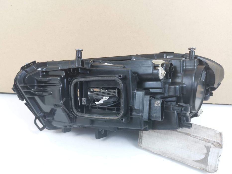 Фар Дясна Пълен Лед Мерцедес-Бенц А-Клас / Mercedes-Benz A-Class W177/