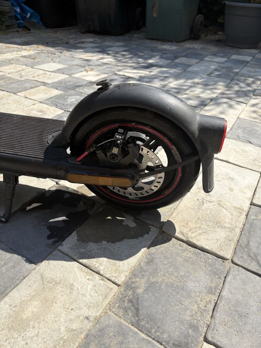 Trotineta electrica Xiaomi Scooter 4 PRO