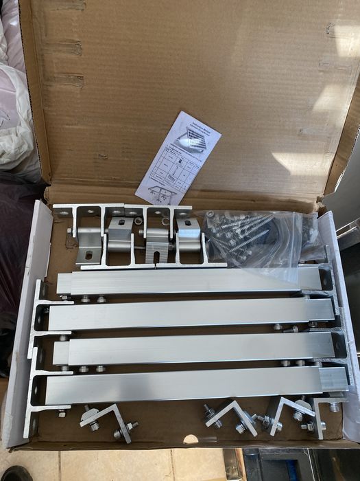 Кабели за соларни панели крепежи