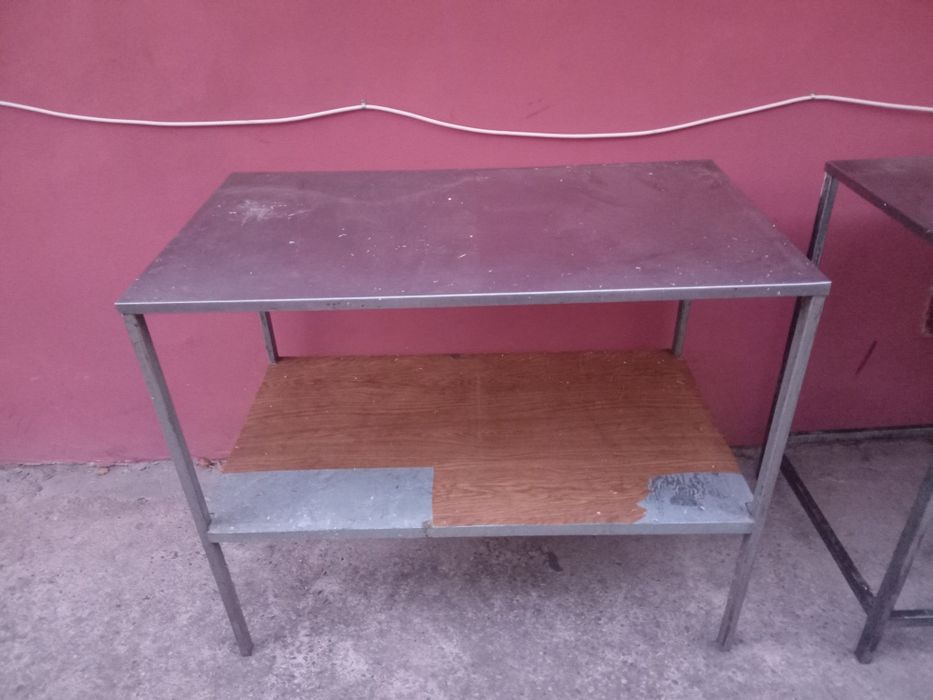 Vând mese second hand