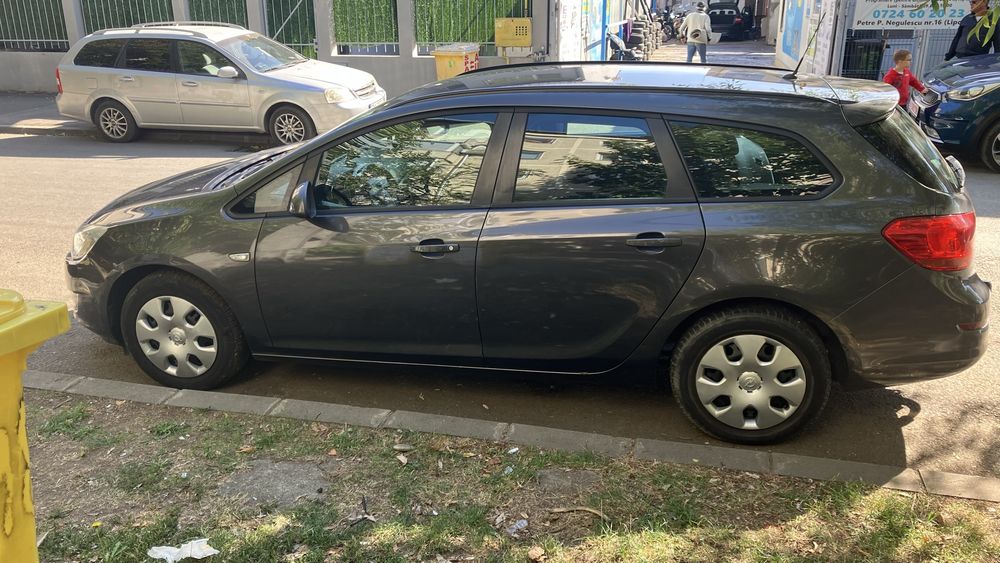Vand Opel Astra J Sports Tourer  1.7 CDTI  219.000km