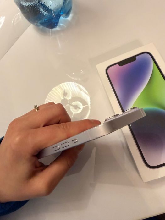 Iphone 14 128gb 78% baterie culoare mov deschis