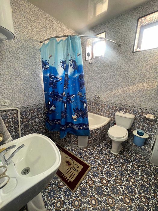 Buxoroda kvartira uy xonadon sotiladi 2 xonali 68m² 1-qavat.