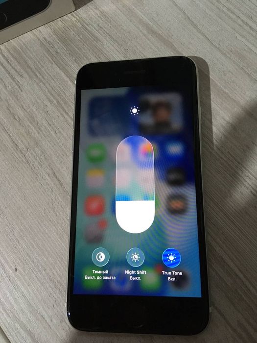 Iphone se 2022 64 GB