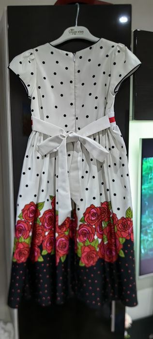 Rochite elegante fete