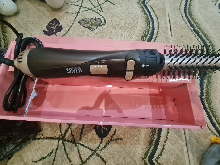 Продам фен расчёска