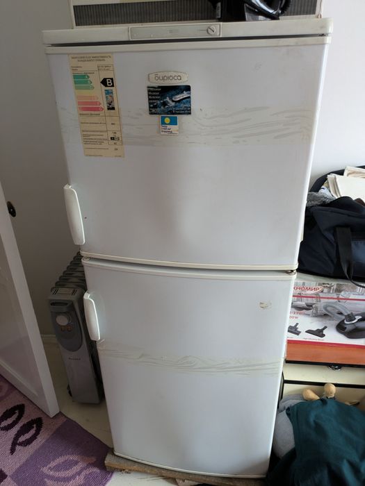 Холодильник Бирюса