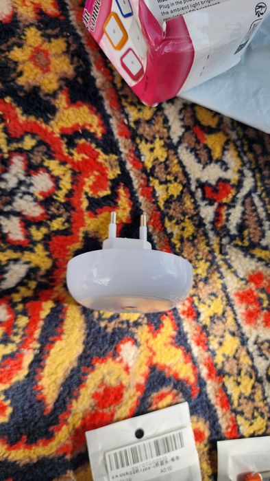 Svetilnik. Lampochka. Chiroq