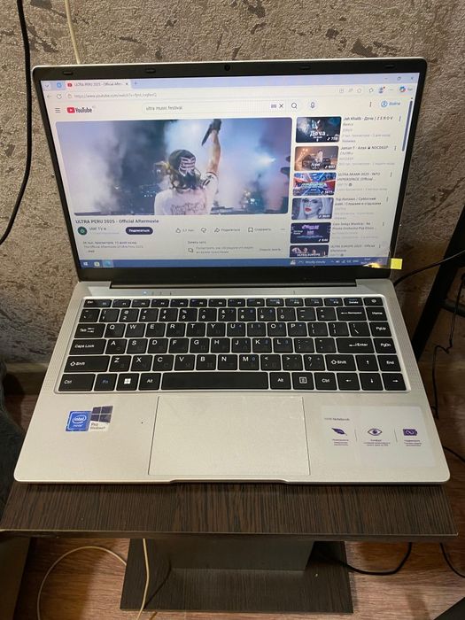 Обменяю ноутбук YAMI на Айфон