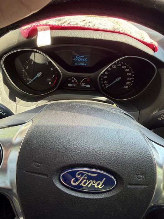 Ford Focus 1.0 , 101CP