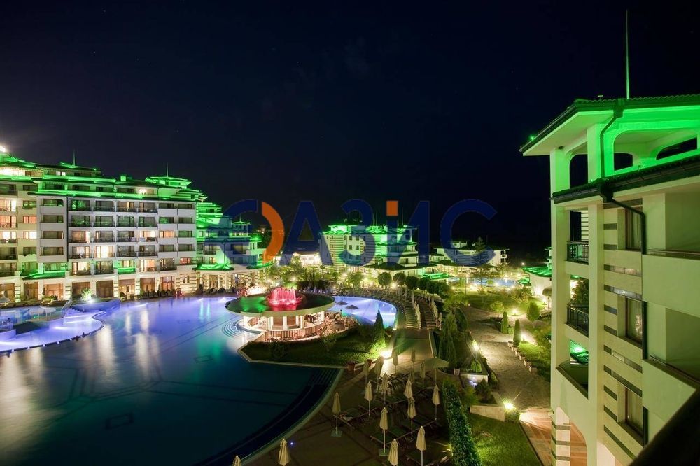 Апартамент с 1 спалня, 7-ми етаж, "Emerald Beach Resort & Spa",