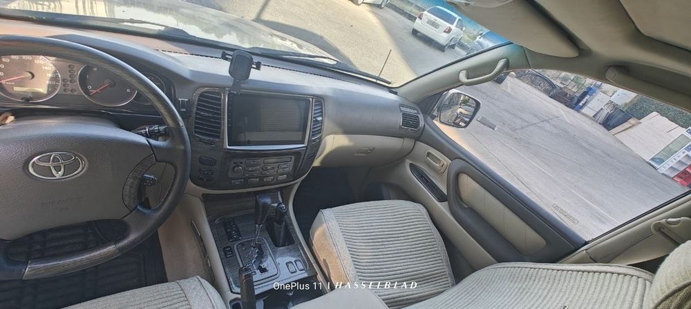 Toyota Landcrusier