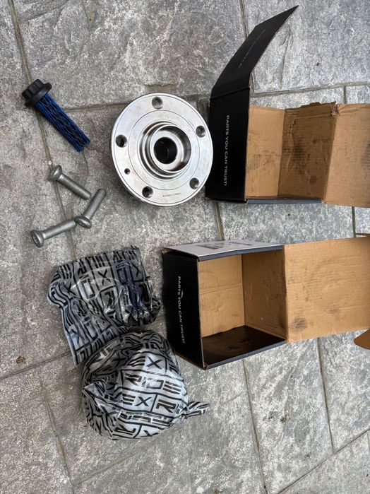 Butuci / rulmenți roată VW Golf 6 – noi, nefolosiți