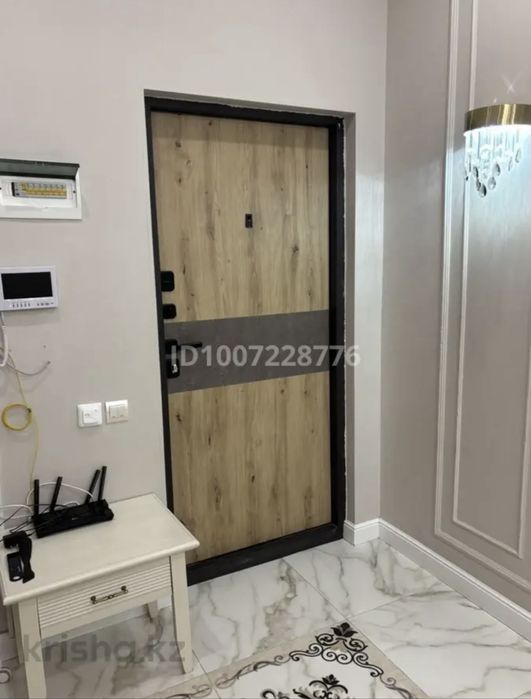 Продам 4-комнатную квартиру