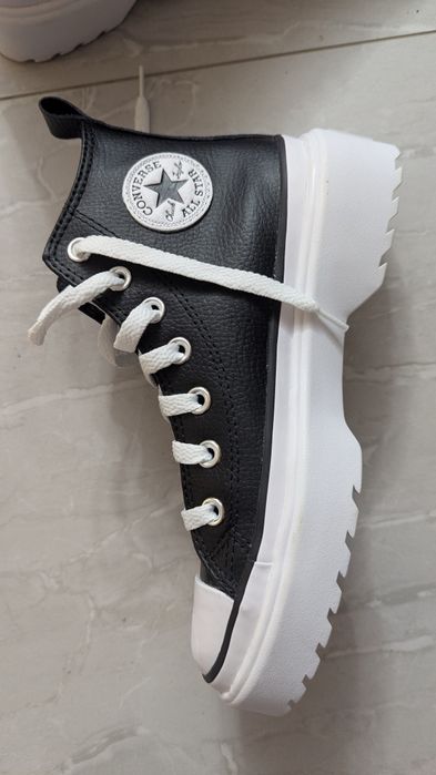 Converse marimea 36 noi