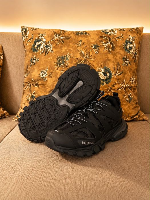 Balenciaga Track Black Edition
