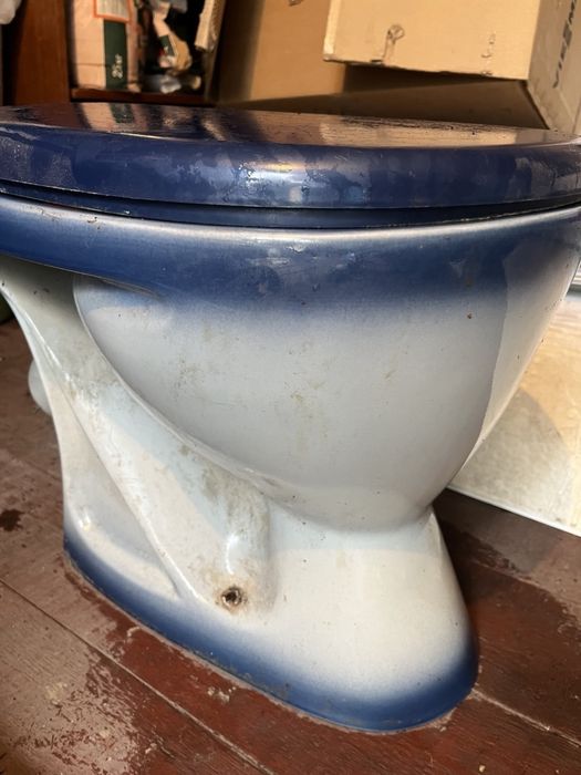 Продам унитаз Б/У