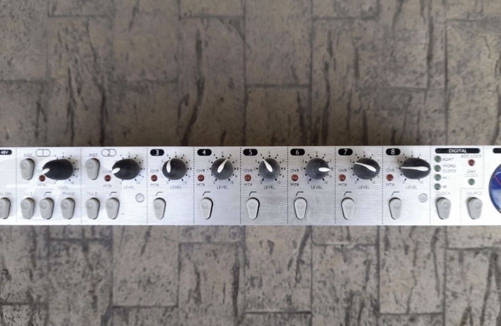preamplificator Focusrite Platinum Octopre Le