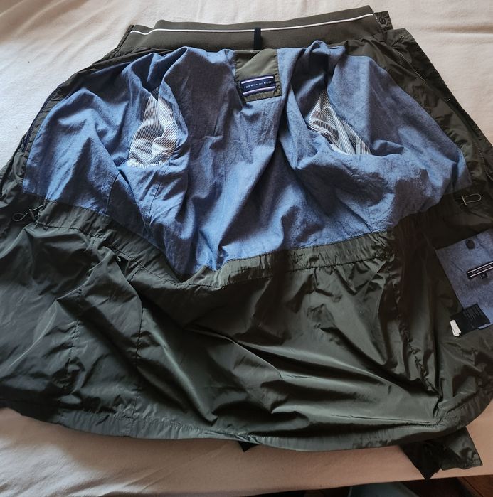 Tommi hilfiger яке в цвят зелен размер XL