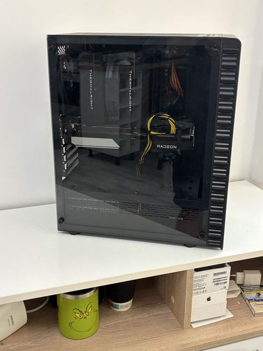 Геймърски компютър – i7-12700F / RX 6700 XT 12GB / 16GB RAM
