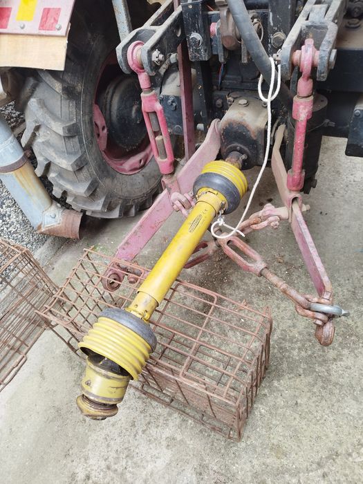 Двигател AKME 16 конски сили в отлично състояние .Части за Болгар 224У