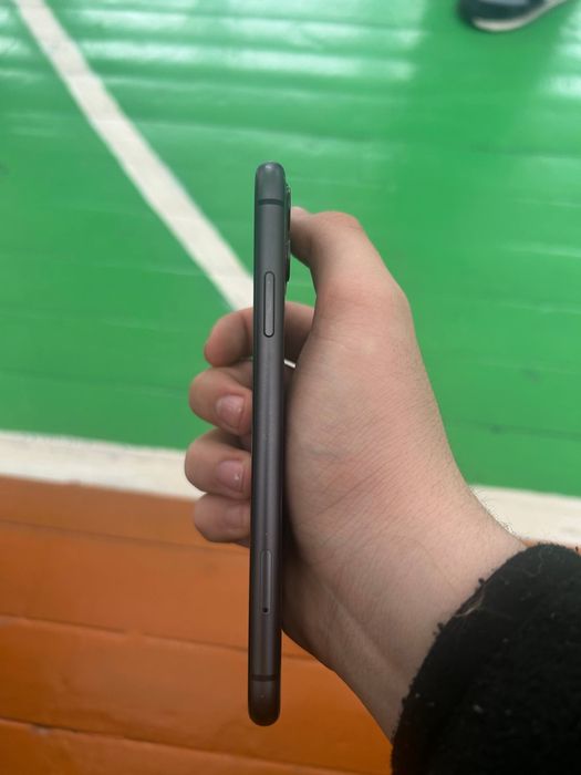 Iphone 11 с документамм