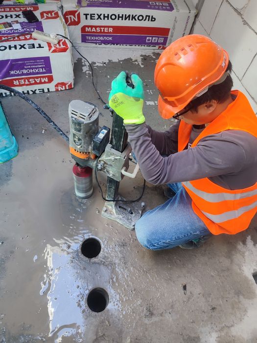 Сухое алмазное бурение