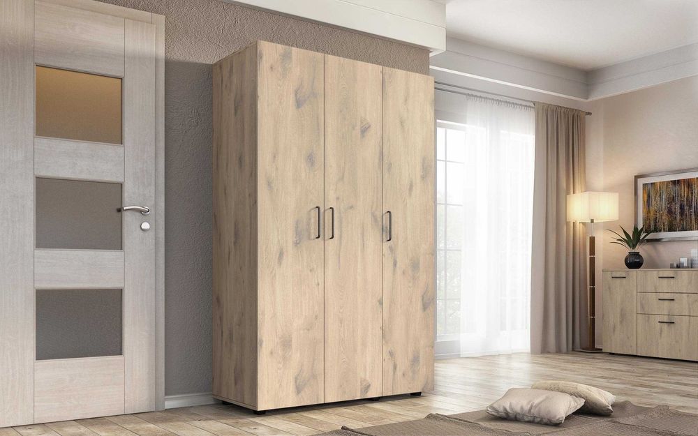 Гардероб три крила