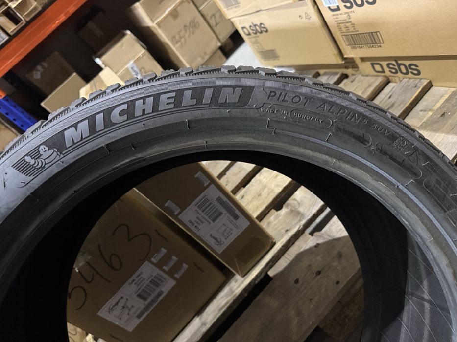 Зимни гуми  MICHELIN  Pilot Alpin 5 SUV  255/40/21  , 285/35/21 спорт пакет