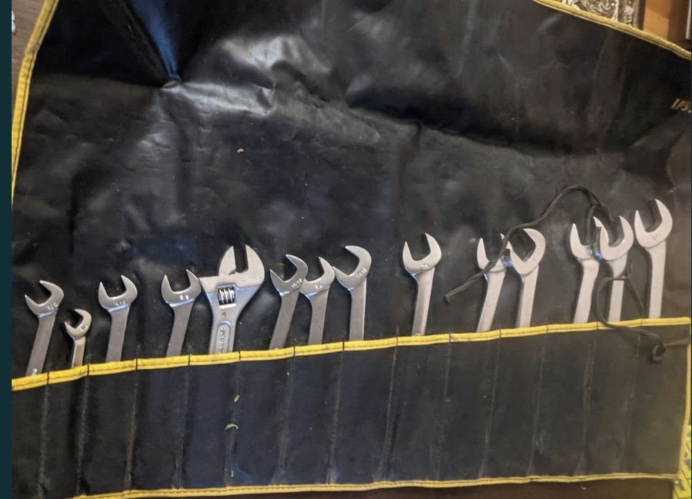 Продам профессиональные гаечные ключи Американские