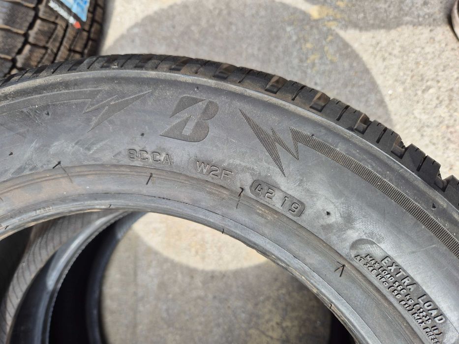 2 Anvelope M+S IARNA - 185/60/15 88T - BRIDGESTONE - NOI - DOT 19-21 !