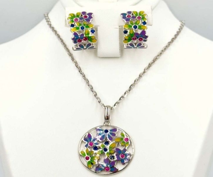 Комплект серебро эмаль 
Цепь: 4