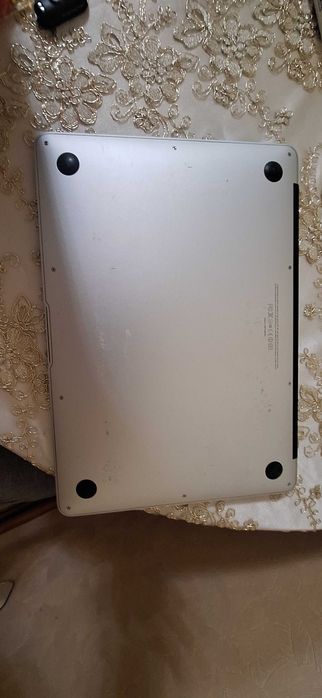 MacBook Air 11 2010 года